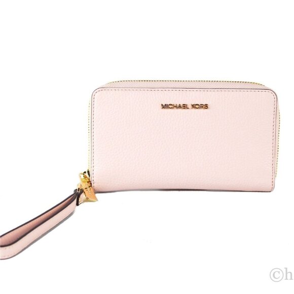 NWT Michael Kors Jet Set Large Blush Leather Multifunction Phone Wrist Wallet - Picture 1 of 7
